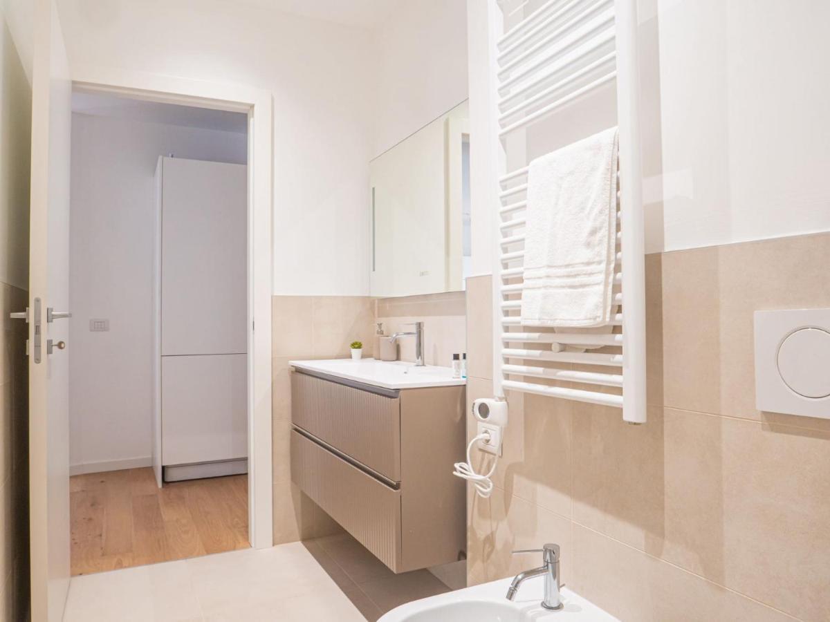 The Best Rent - Modern Apartment Near Corso Buenos Aires Milan Exterior photo